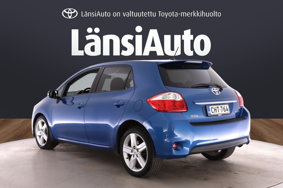 Toyota Auris vaihtoauto