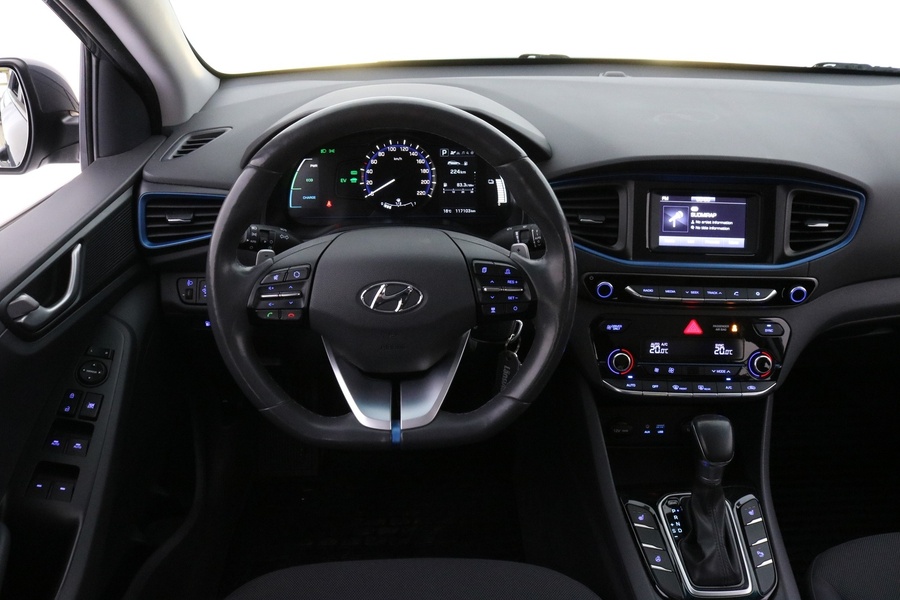 Hyundai IONIQ hybrid vaihtoauto