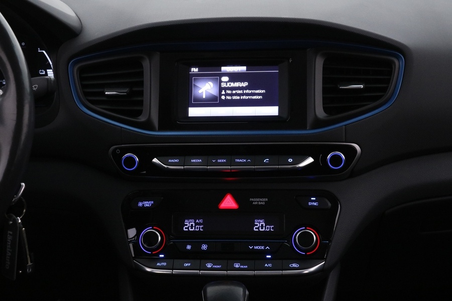 Hyundai IONIQ hybrid vaihtoauto