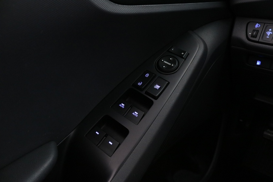 Hyundai IONIQ hybrid vaihtoauto