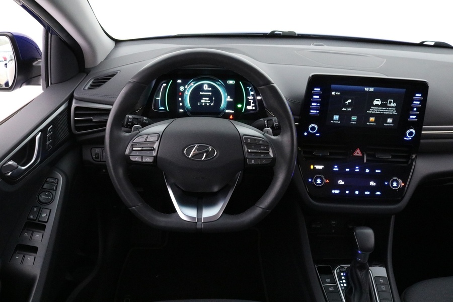 Hyundai IONIQ plug-in vaihtoauto