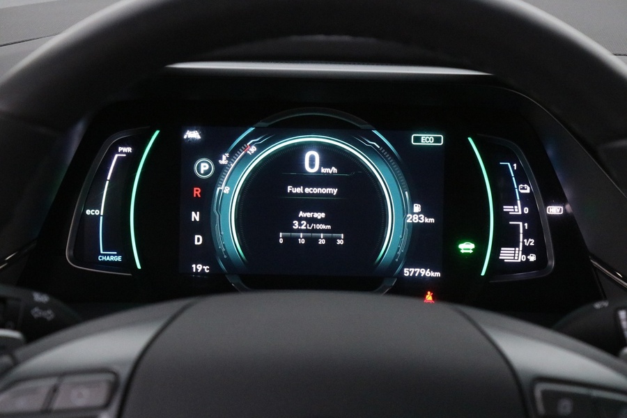 Hyundai IONIQ plug-in vaihtoauto