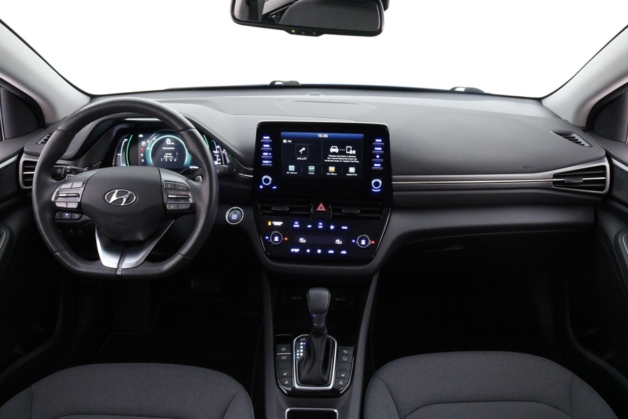 Hyundai IONIQ plug-in vaihtoauto