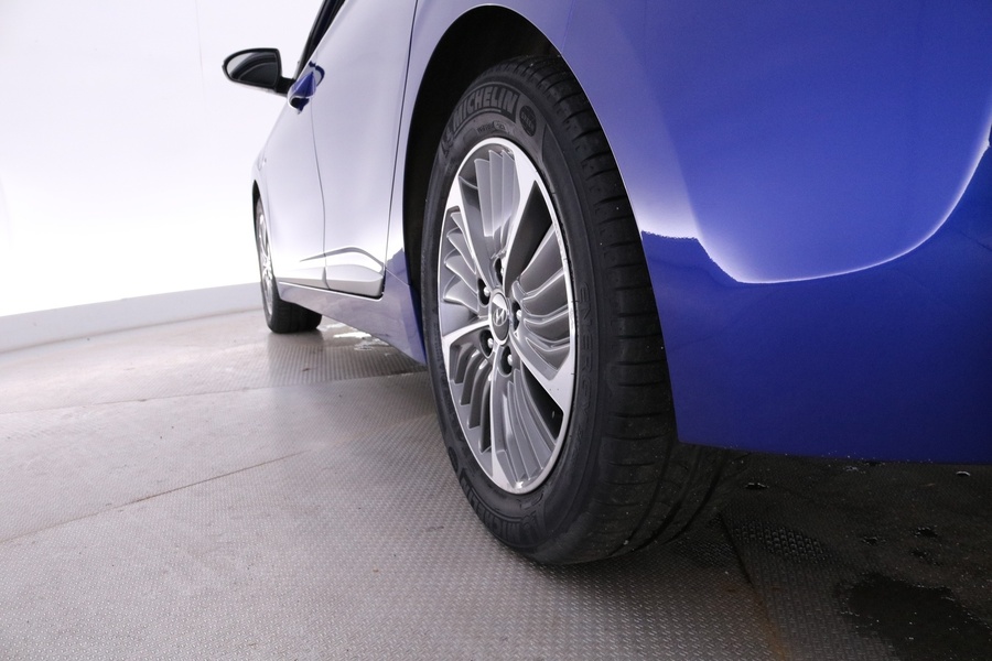 Hyundai IONIQ plug-in vaihtoauto