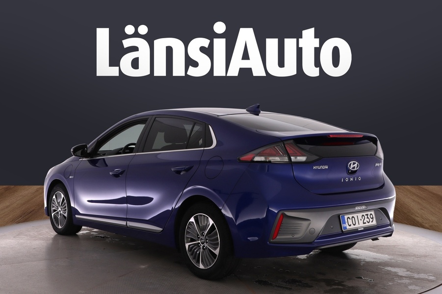 Hyundai IONIQ plug-in vaihtoauto