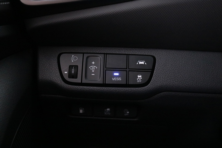 Hyundai IONIQ plug-in vaihtoauto