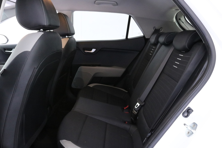 Kia Stonic vaihtoauto