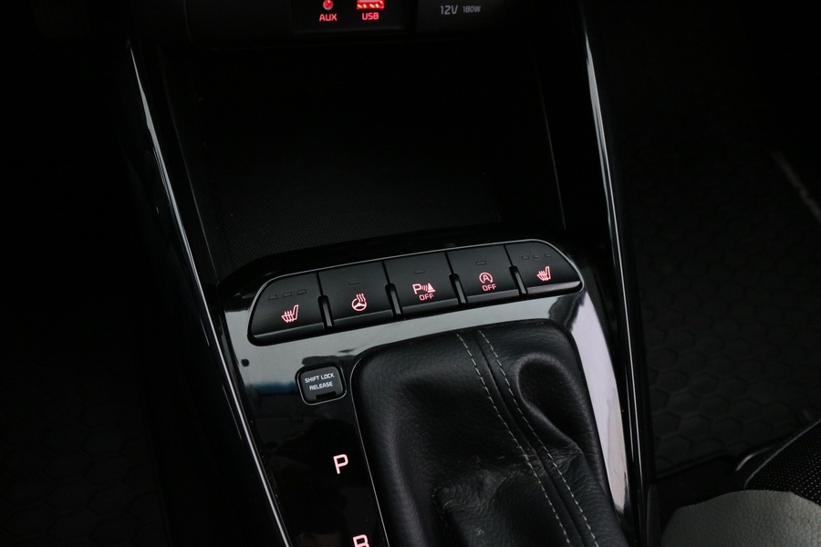 Kia Stonic vaihtoauto