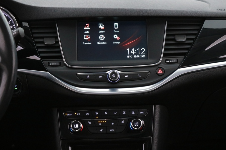 Opel Astra vaihtoauto