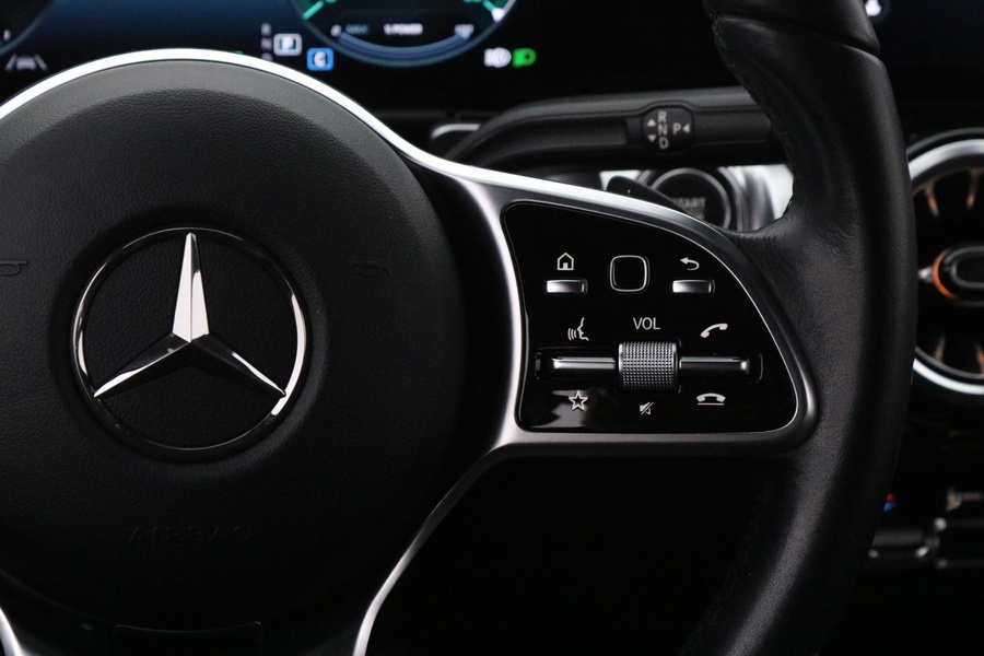 Mercedes-Benz EQB vaihtoauto