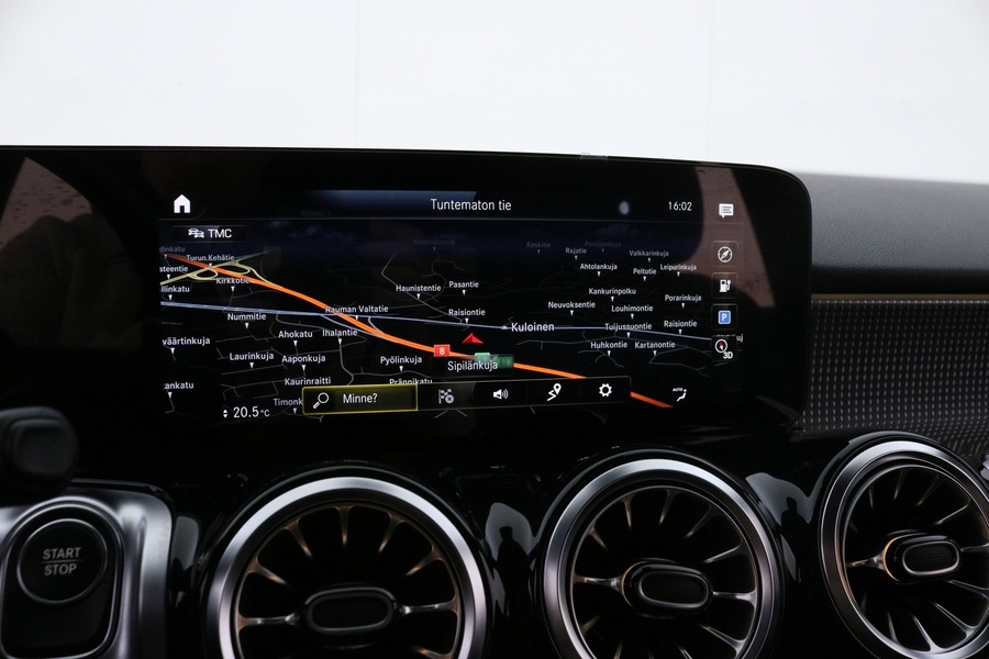 Mercedes-Benz EQB vaihtoauto