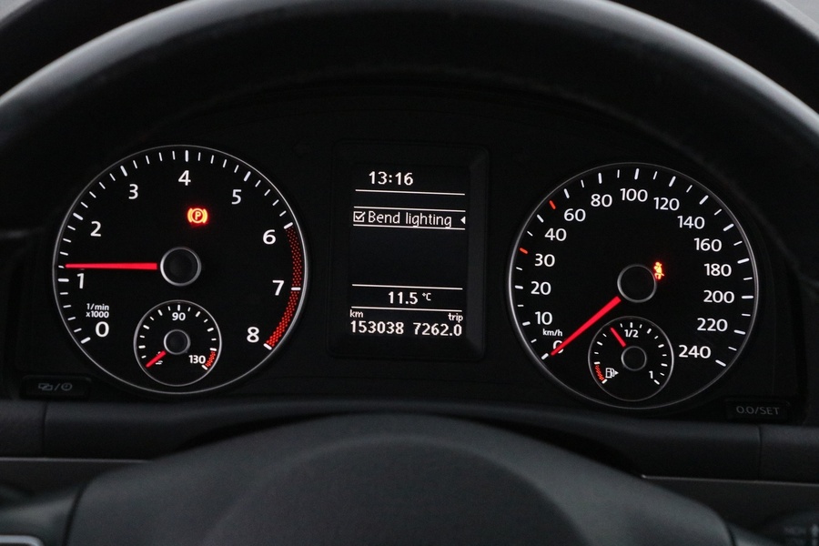 Volkswagen Touran vaihtoauto