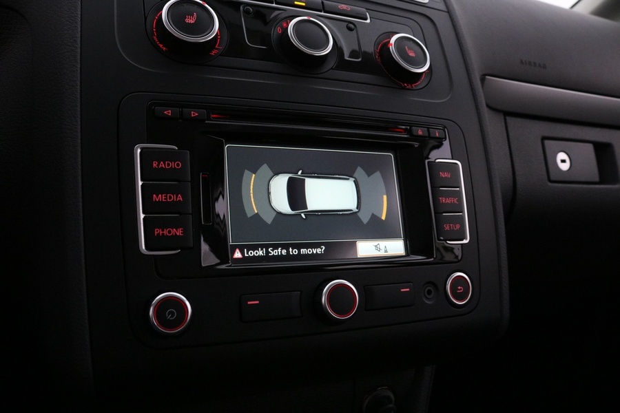 Volkswagen Touran vaihtoauto