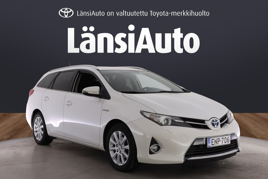 Toyota Auris vaihtoauto