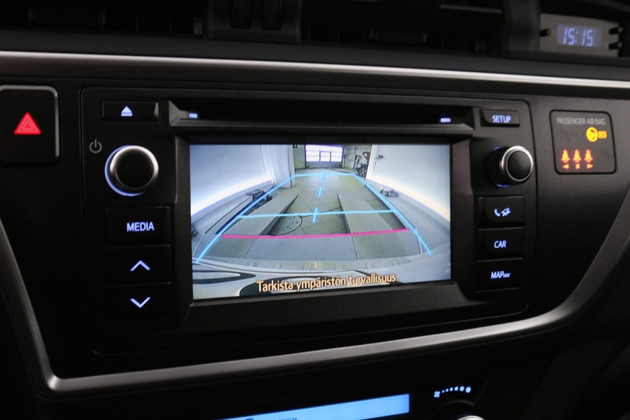 Toyota Auris vaihtoauto