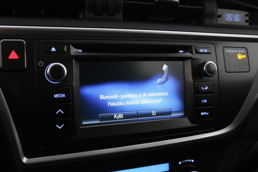 Toyota Auris vaihtoauto