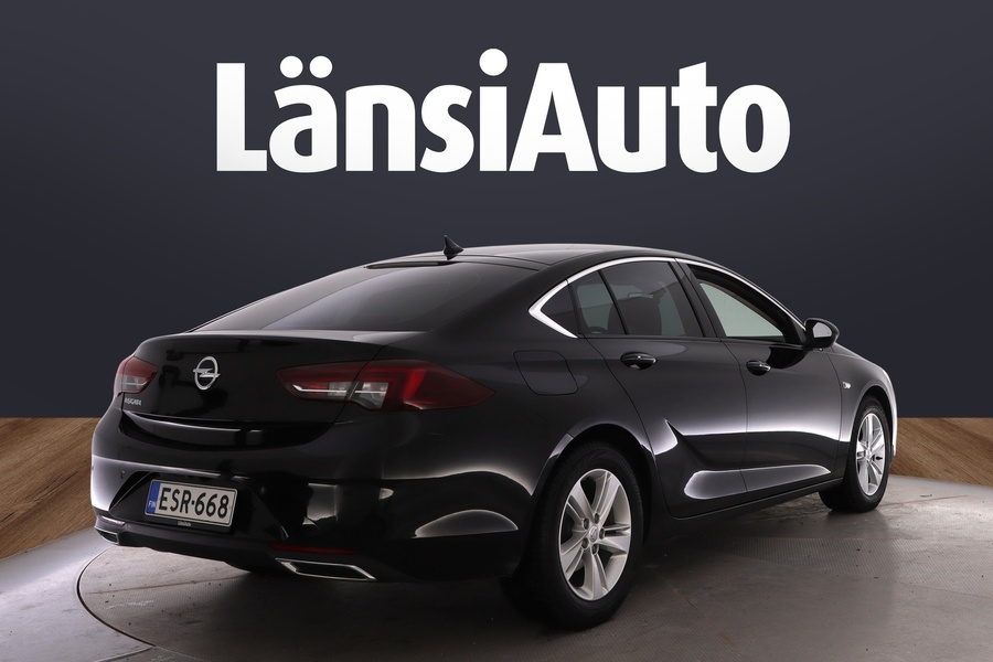 Opel Insignia vaihtoauto