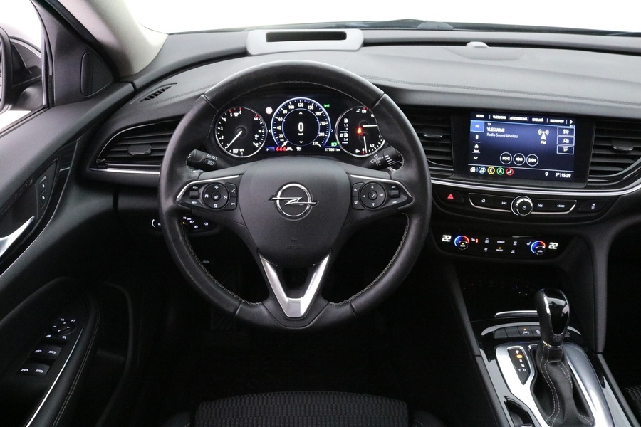 Opel Insignia vaihtoauto