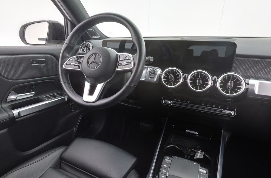 Mercedes-Benz GLB vaihtoauto