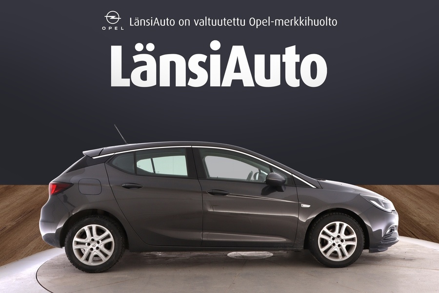 Opel Astra vaihtoauto