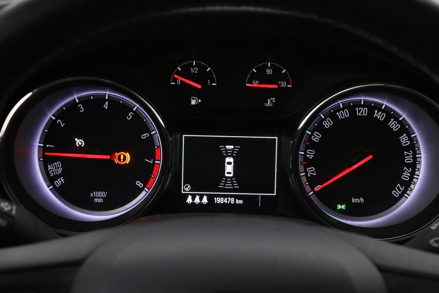 Opel Astra vaihtoauto