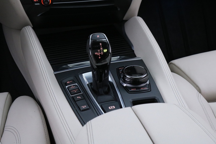 BMW X6 vaihtoauto