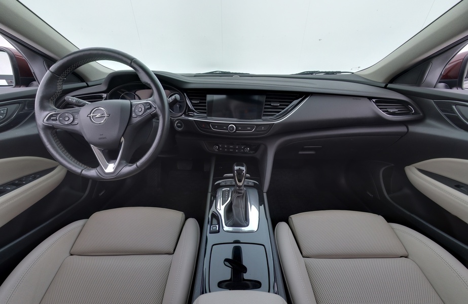 Opel Insignia vaihtoauto