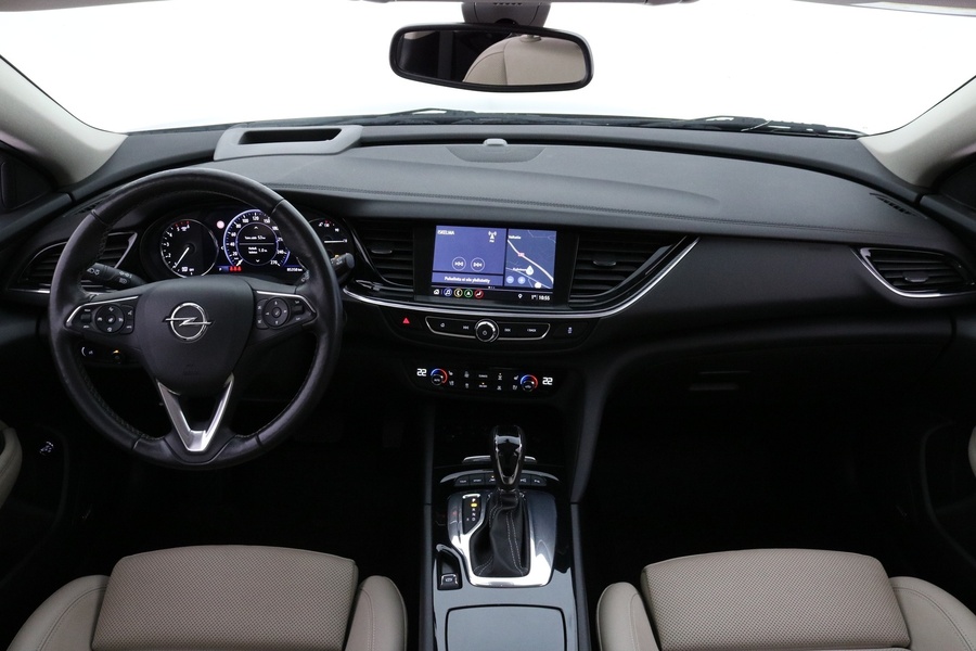 Opel Insignia vaihtoauto