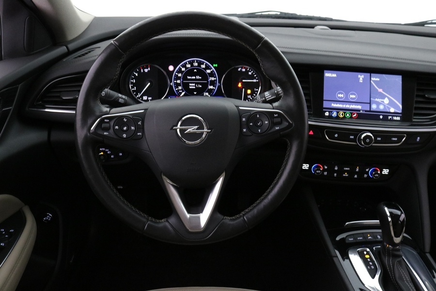 Opel Insignia vaihtoauto