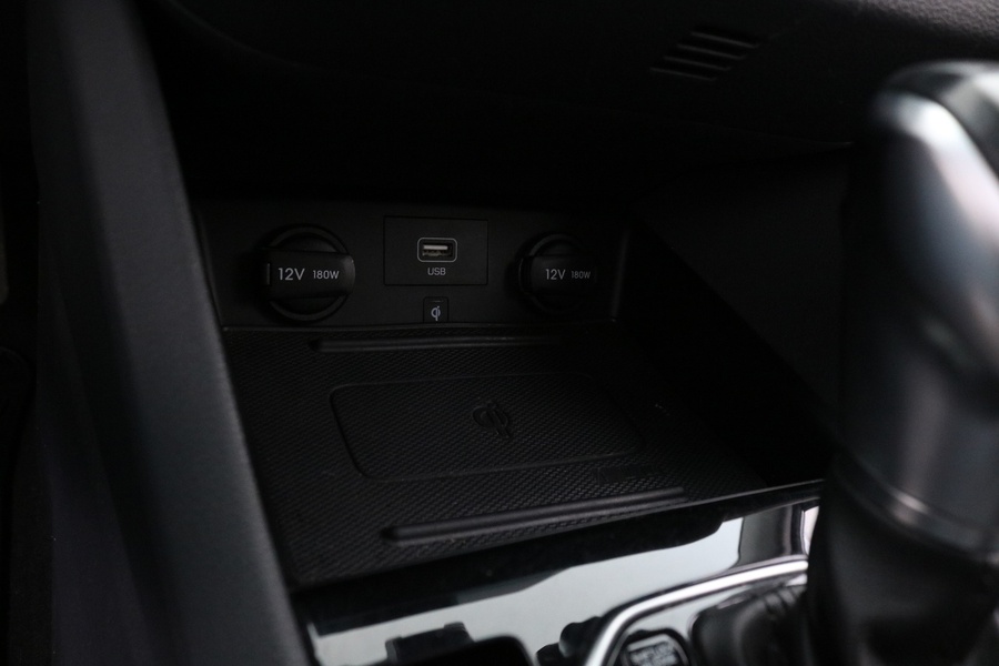 Hyundai IONIQ plug-in vaihtoauto