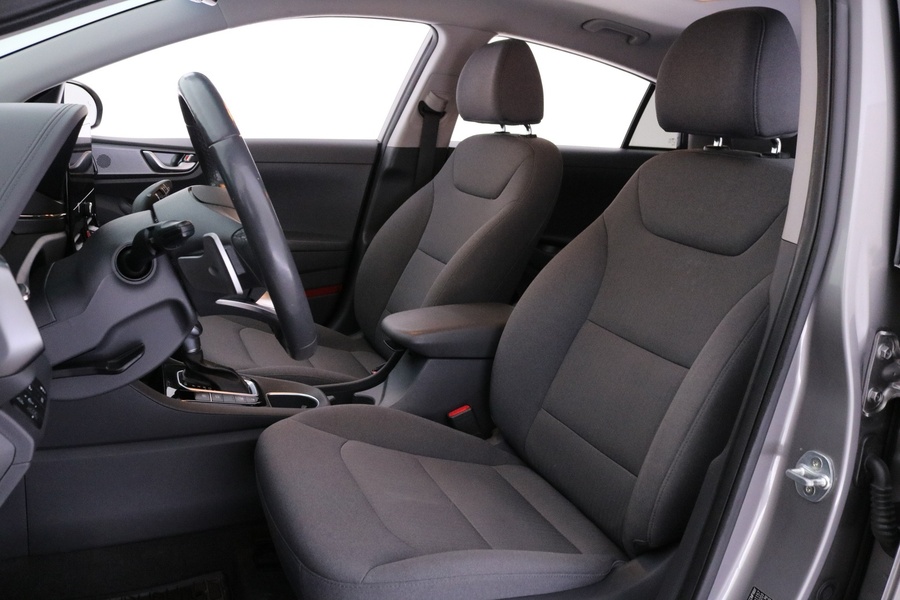 Hyundai IONIQ plug-in vaihtoauto