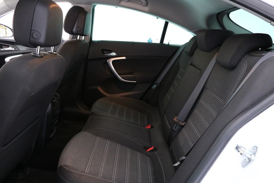 Opel Insignia vaihtoauto