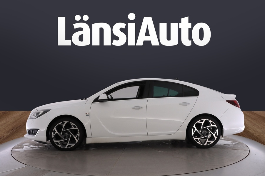 Opel Insignia vaihtoauto