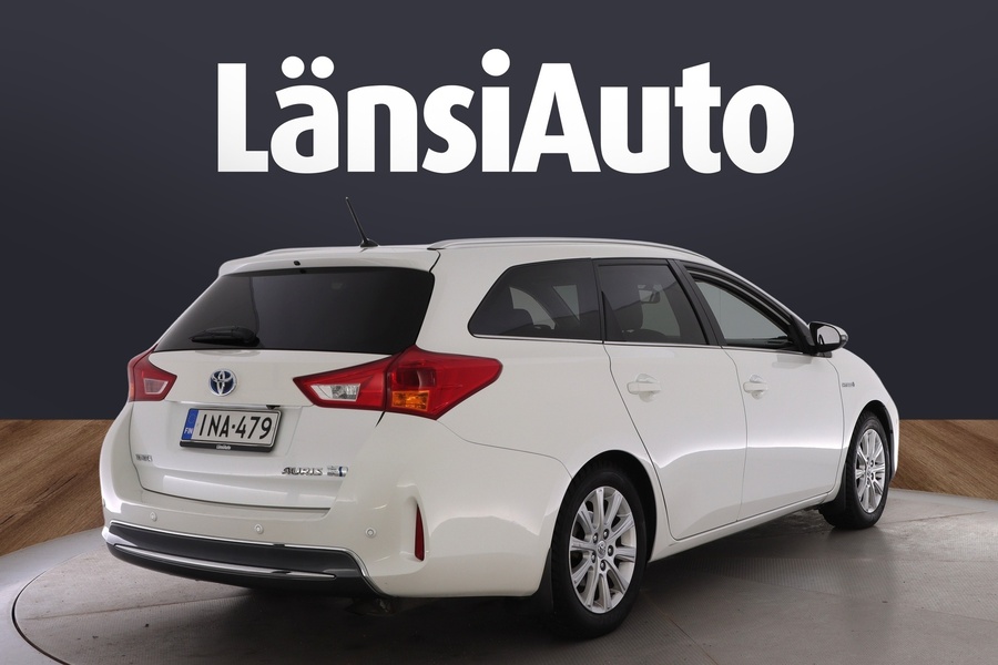 Toyota Auris vaihtoauto