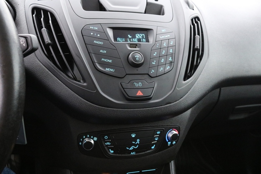 Ford Transit Courier vaihtoauto