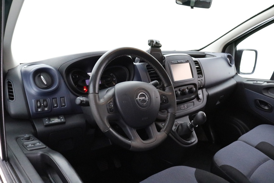 Opel Vivaro vaihtoauto