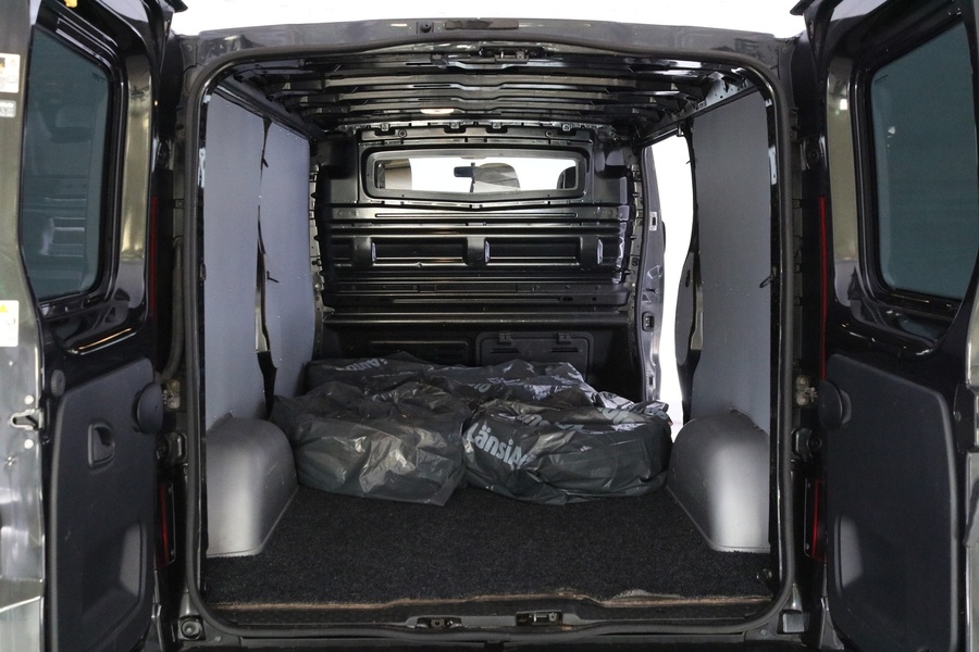 Opel Vivaro vaihtoauto