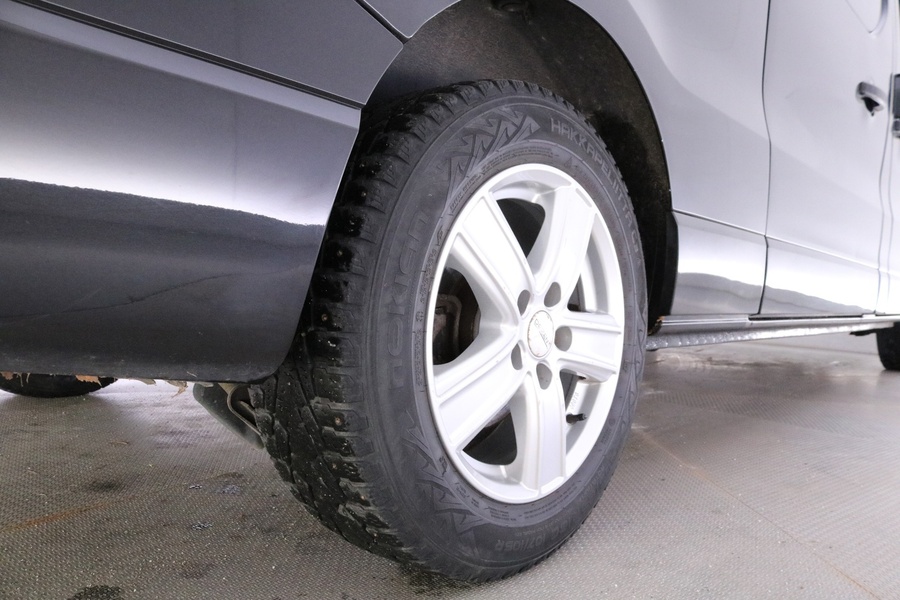 Opel Vivaro vaihtoauto