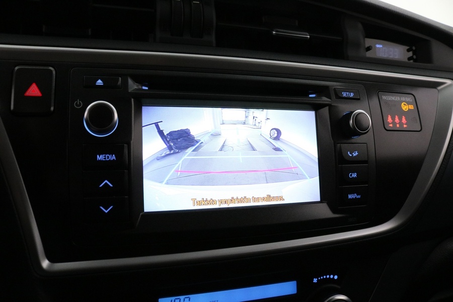 Toyota Auris vaihtoauto