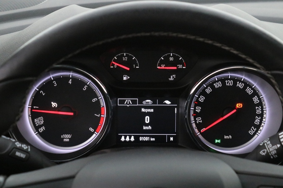 Opel Astra vaihtoauto