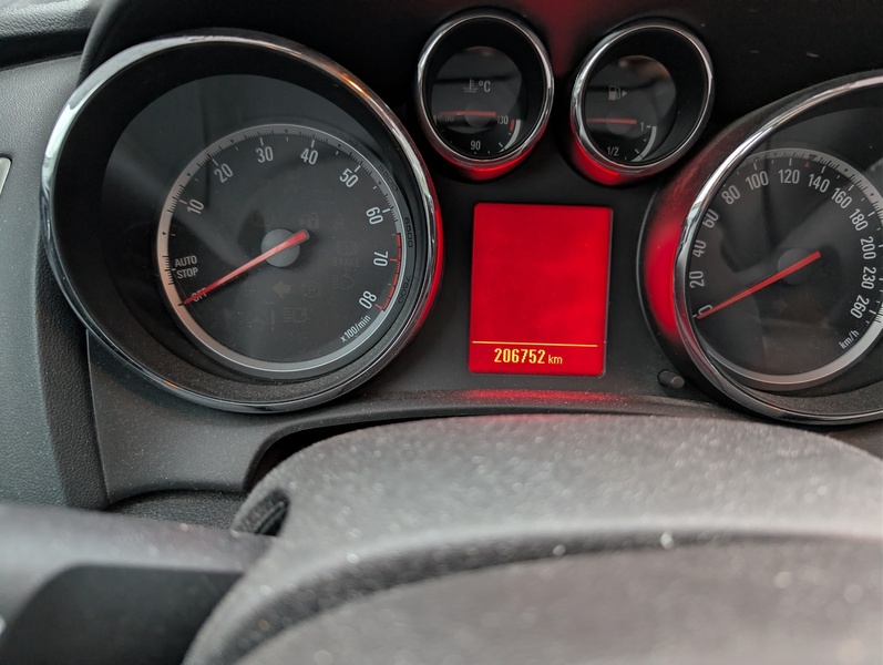 Opel Astra vaihtoauto