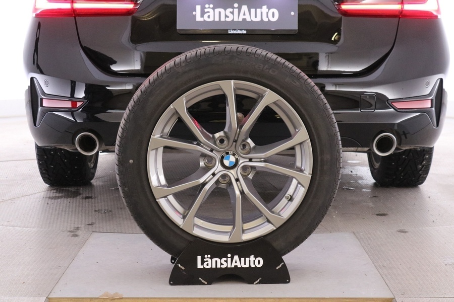 BMW 330 vaihtoauto