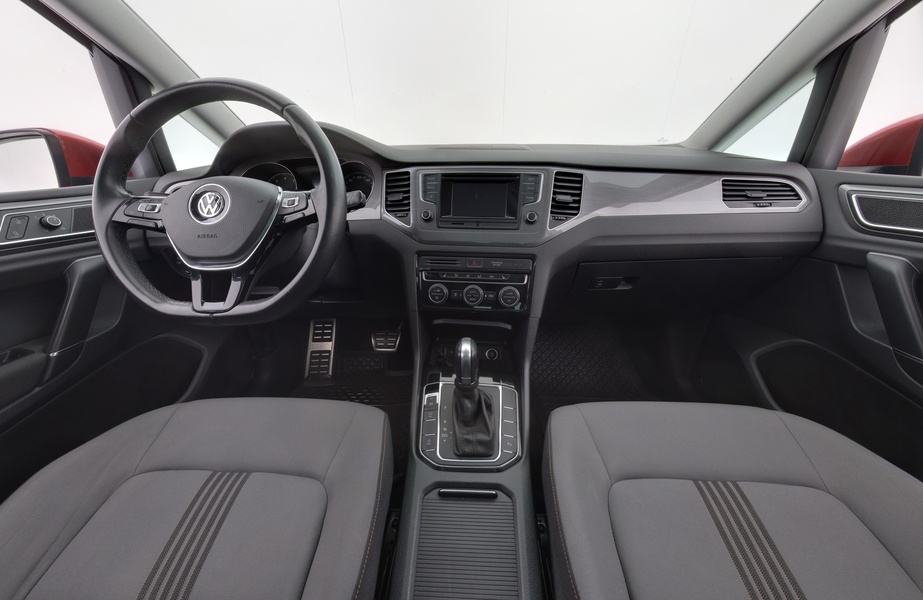 Volkswagen Golf Sportsvan vaihtoauto