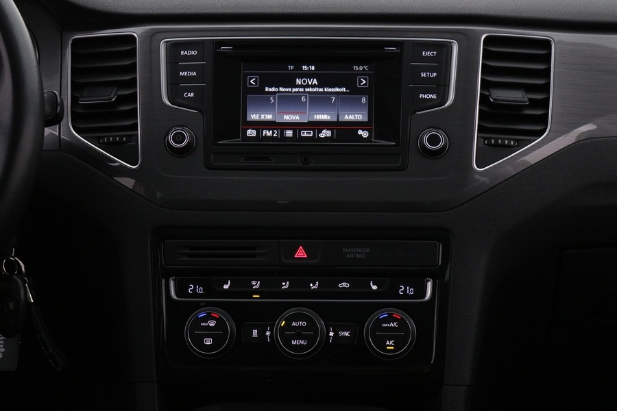 Volkswagen Golf Sportsvan vaihtoauto