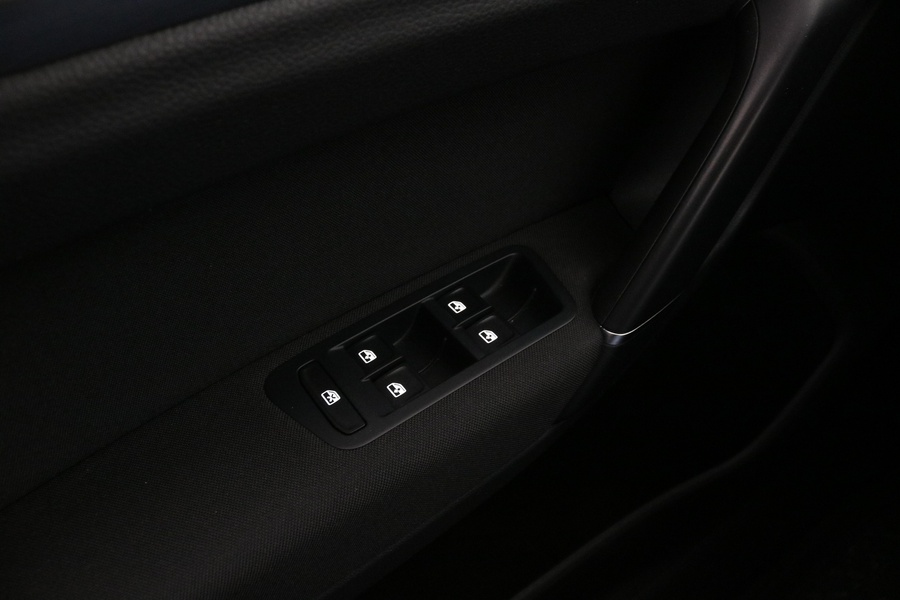 Volkswagen Golf Sportsvan vaihtoauto