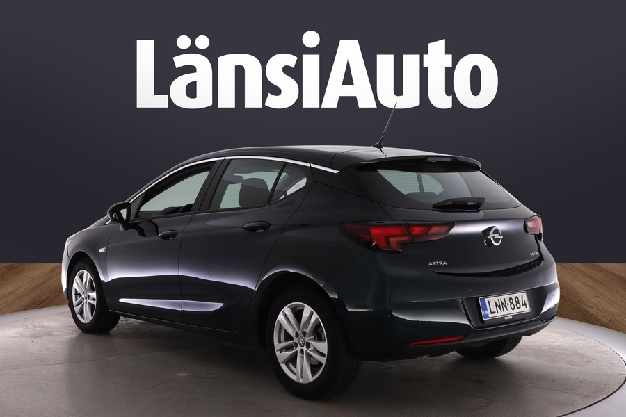 Opel Astra vaihtoauto