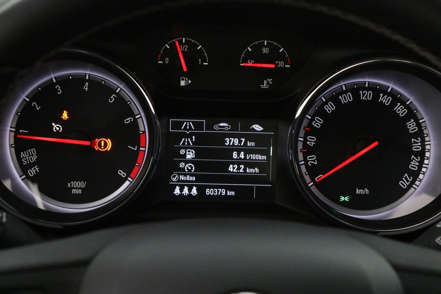 Opel Astra vaihtoauto