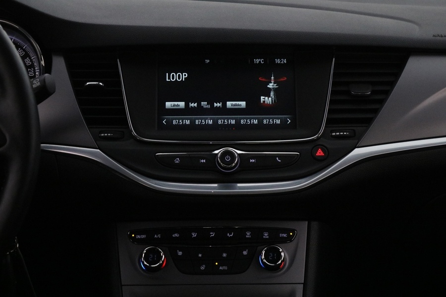 Opel Astra vaihtoauto