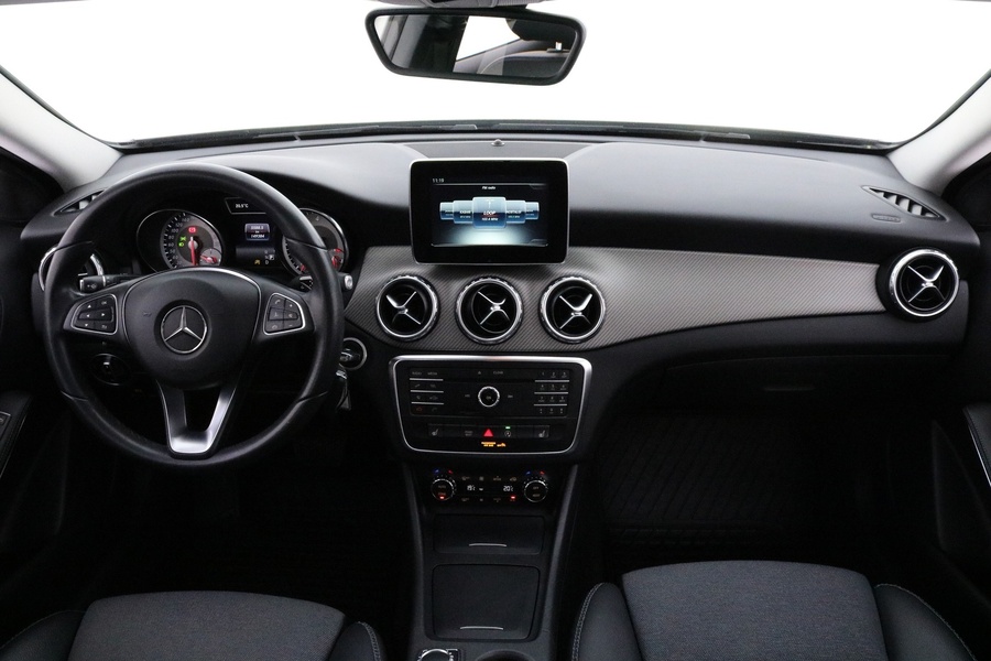 Mercedes-Benz GLA vaihtoauto