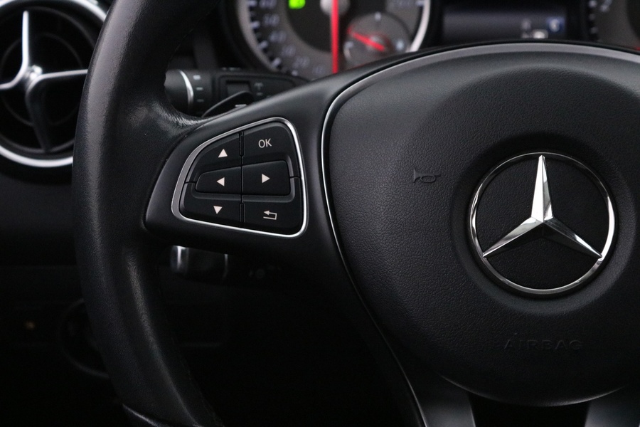 Mercedes-Benz GLA vaihtoauto